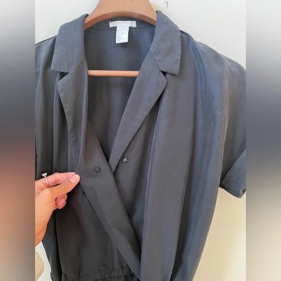 H&M Short Sleeve Belted Romper - Picture 4 of 6